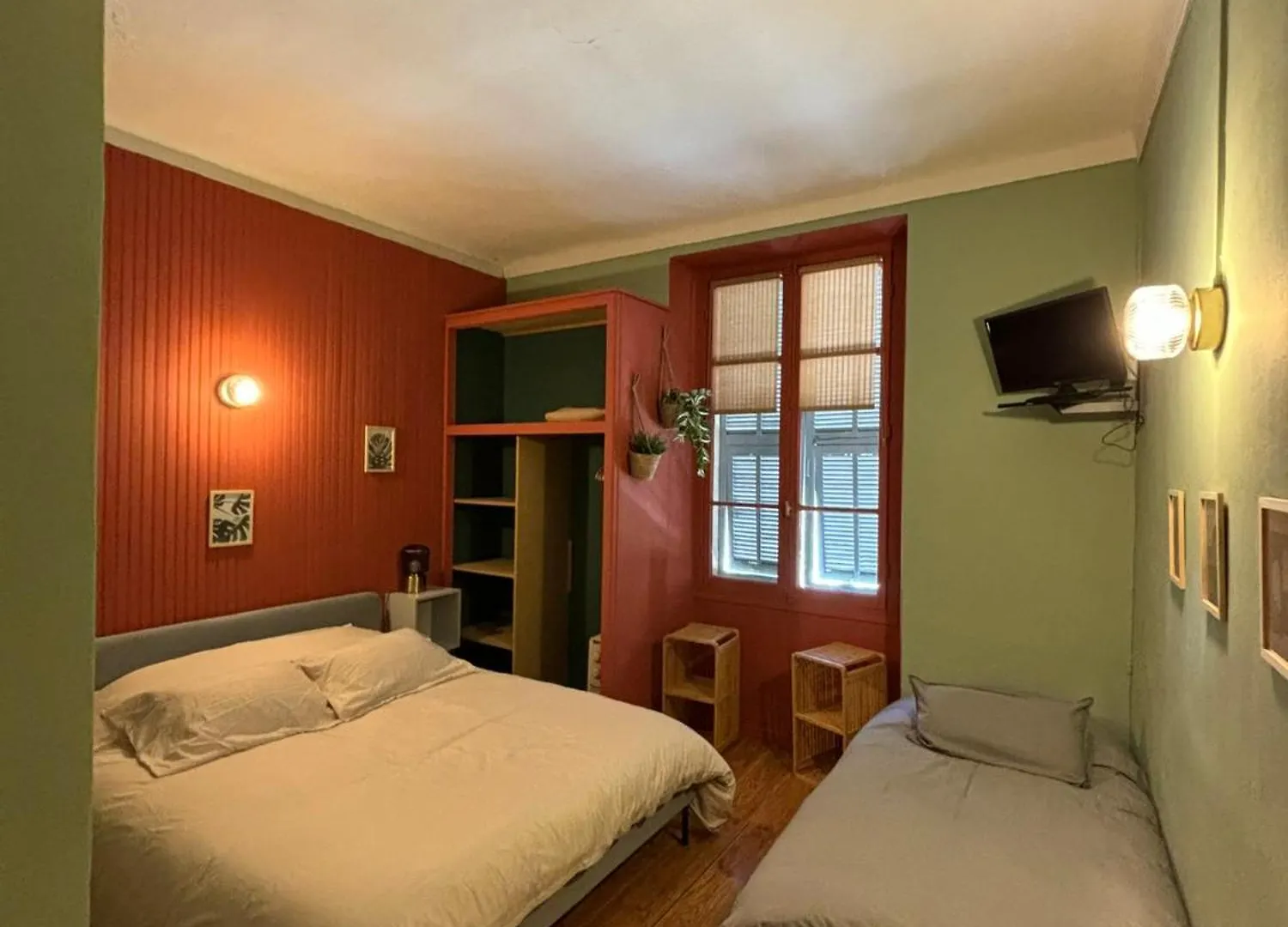 Hôtel Fleur des Alpes La Brigue 0*,  France